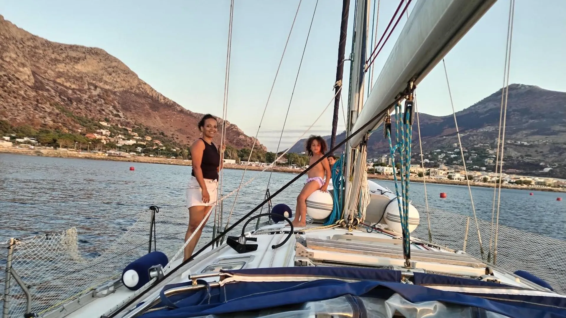 Botel Hotel Gloria Sailing Palermo Italien