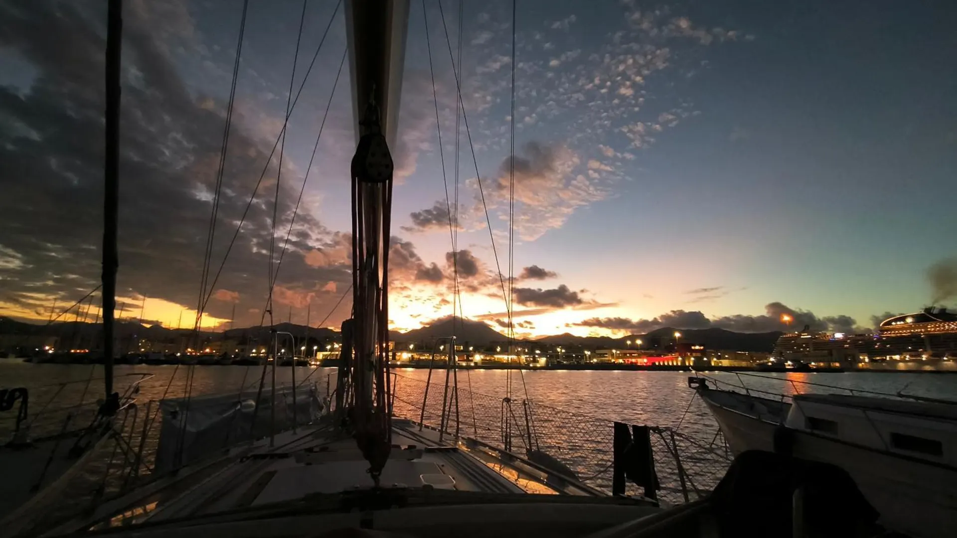 Hotel Gloria Sailing Palermo Hotel na wodzie